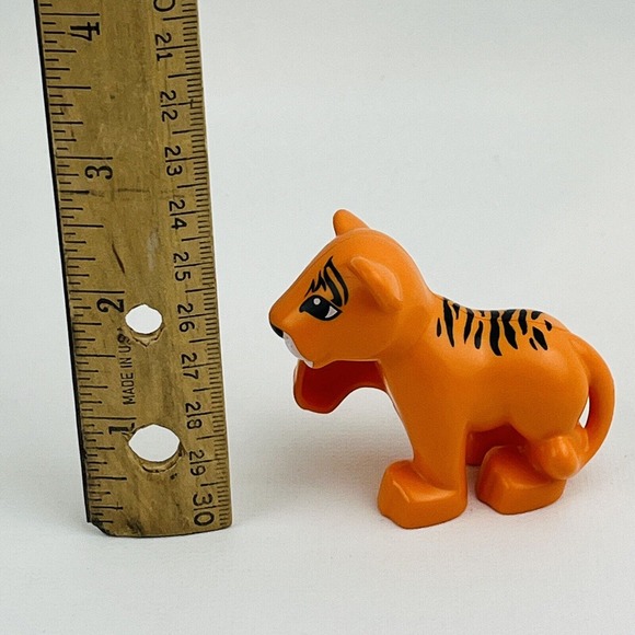 LEGO Duplo‎ 10906 Tropical Island Tiger Cub Replacement Figure Only - Picture 6 of 6